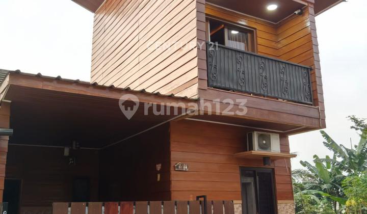 tampak depan rumah strategis dekat kampus di