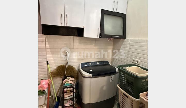 ruang jemur rumah dekat ui full furnished.