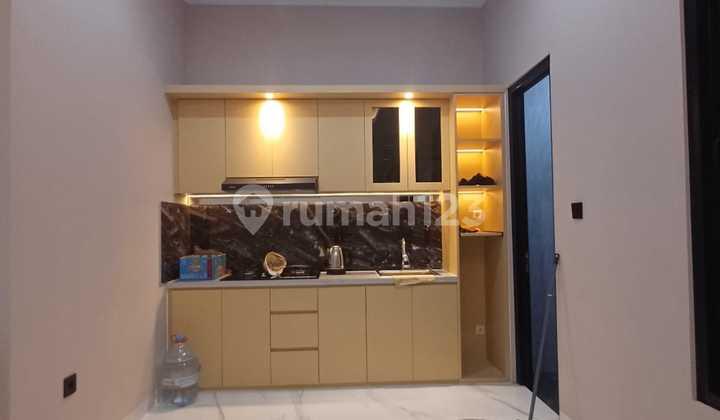 dapur rumah baru disaint modern jagakarsa