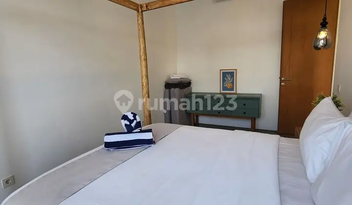 kamar tidur villa 2 lantai di dago