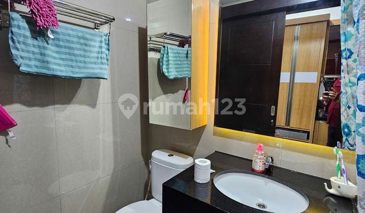 kamar mandi apartemen mewah the kahyangan solo