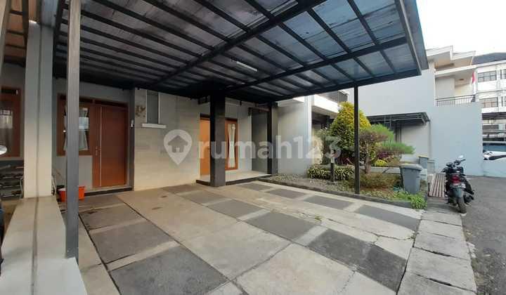 garasi/carport rumah bagus dkt itb, unpad,