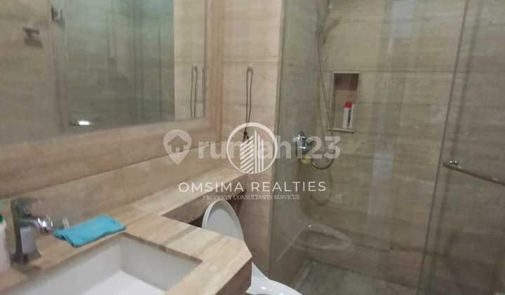 kamar mandi disewakan apartemen district 8 scbd