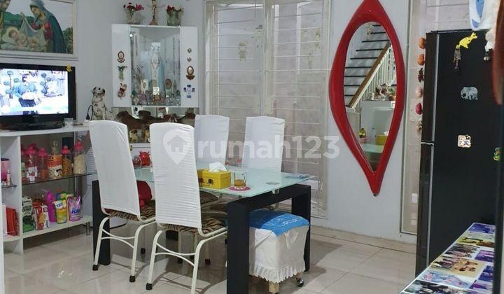 ruang keluarga dijual cepat rumah cahaya dharma