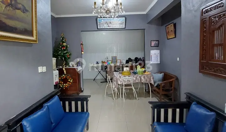 ruang tamu rumah ciomas permai 500 jutaan
