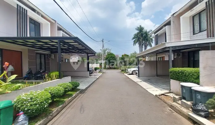 tampak depan rumah kebun raya residence hook
