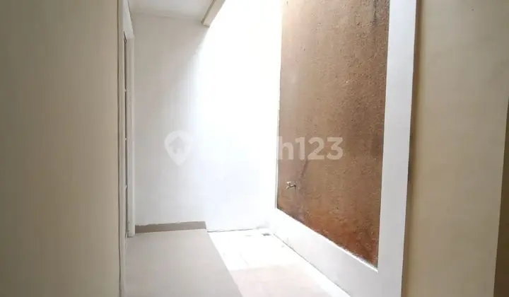 backyard rumah di green lake city,