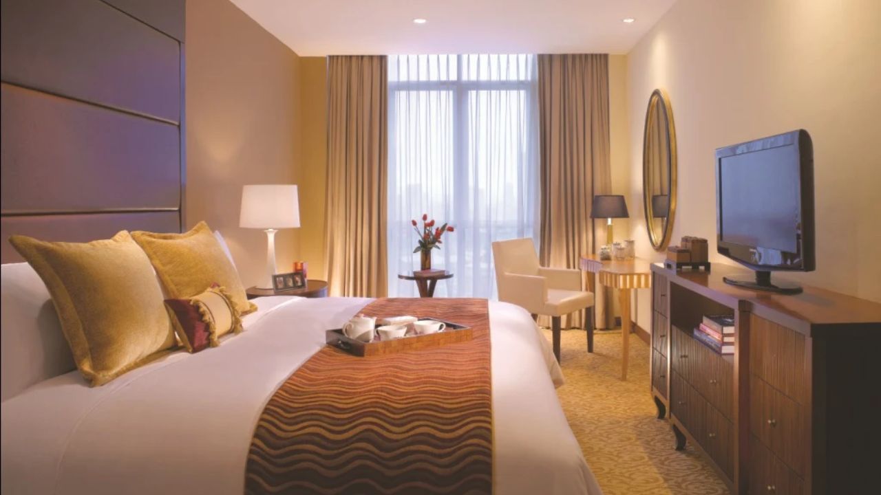 2. Oakwood Premier Cozmo, Jakarta