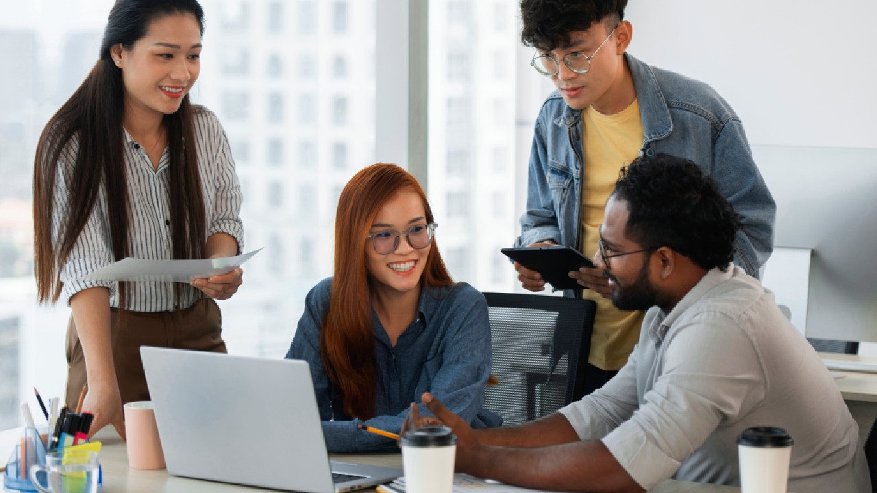 Expat’s Guide to Indonesia Labor Law for Foreigners: Work Permits, Taxes, and Rights