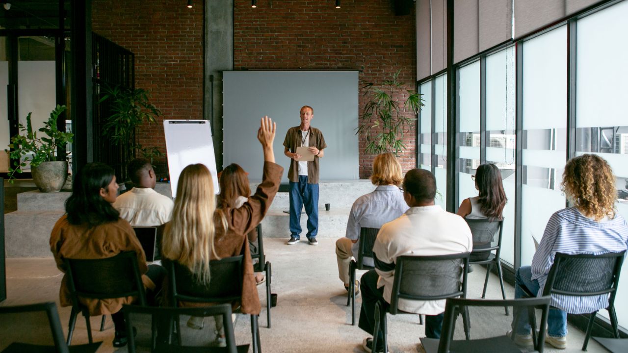 5 Best Courses to Learn Indonesian for Beginners