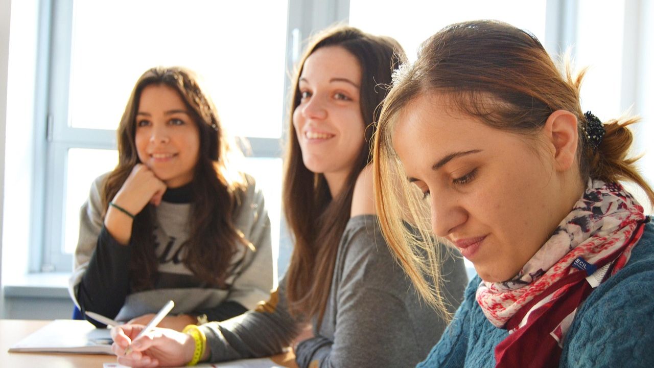 10 Best International Schools in Bandung with Top Curriculums 1 Learning in international school