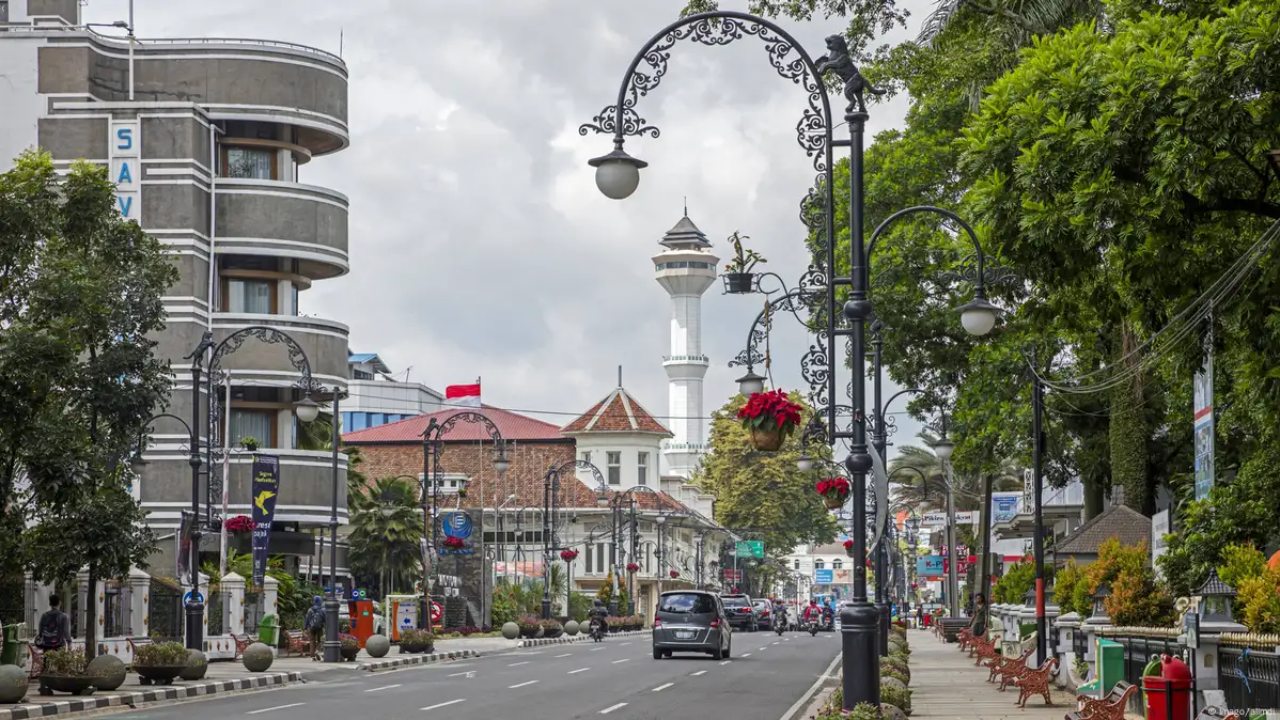Living in Bandung: A Complete Guide for Expats 1 living in bandung