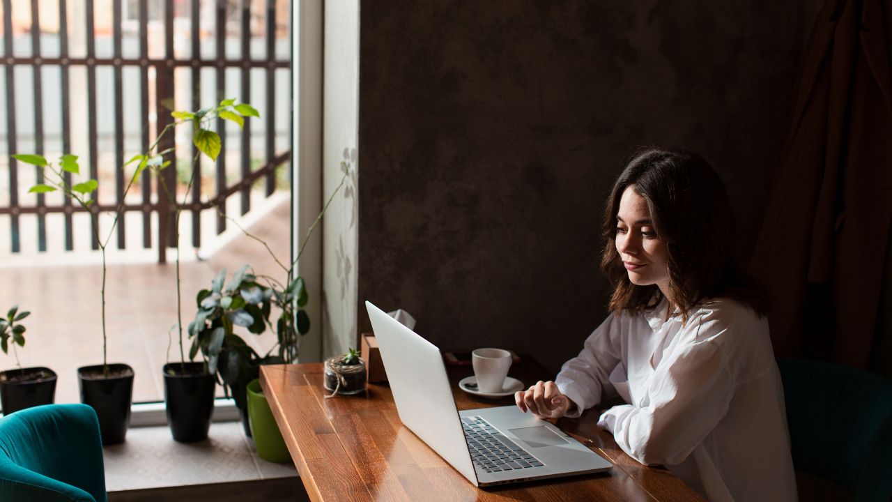 How to Start Working Remotely from Indonesia? 1 working remotely from indonesia