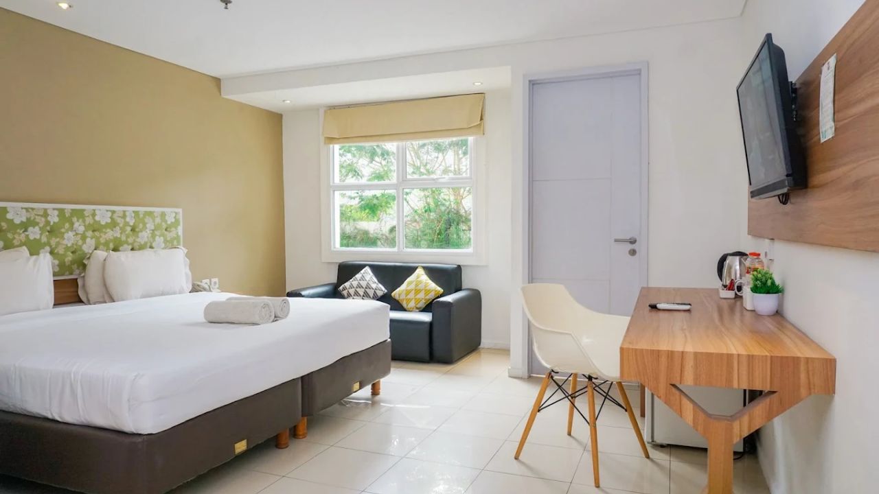 7 Serviced Apartments and Villas in Bandung for a Comfortable Stay 2 1. Wood Hotel at Parahyangan Residence