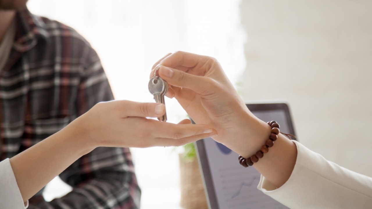 cost of housing in lombok