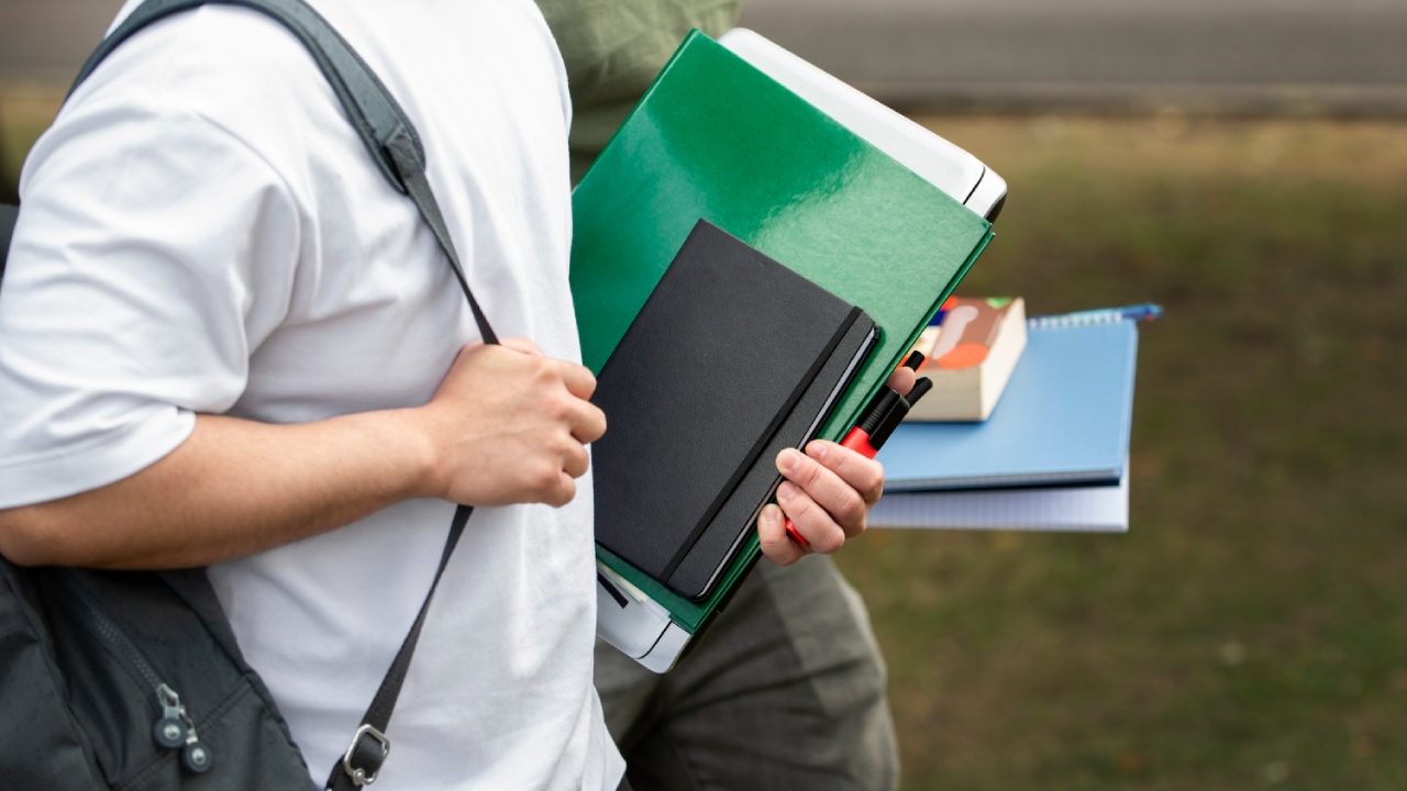 University Application Process in Indonesia for Foreigners 2 university application process in Indonesia for foreigners 1