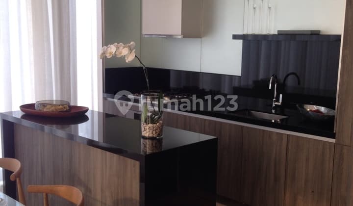 VERDE Apartment 2BR,3BR good View BUCepat