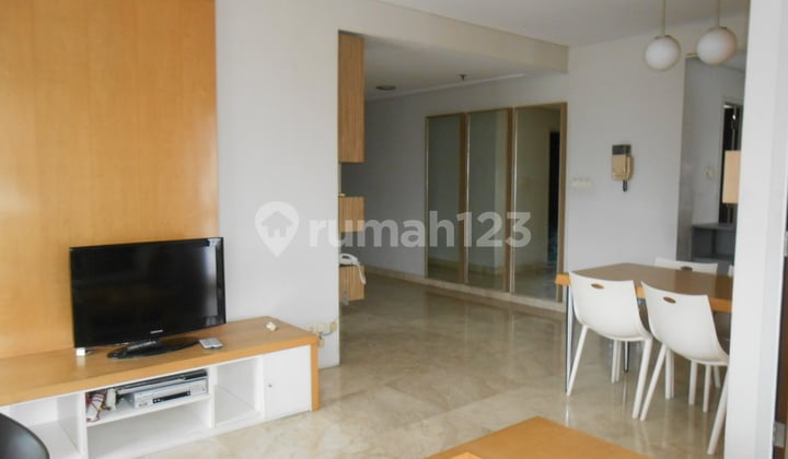 Apartment Park Royale 2 Bed Rooms, 103 M, Full Furnished Minimalis. Strategic Location