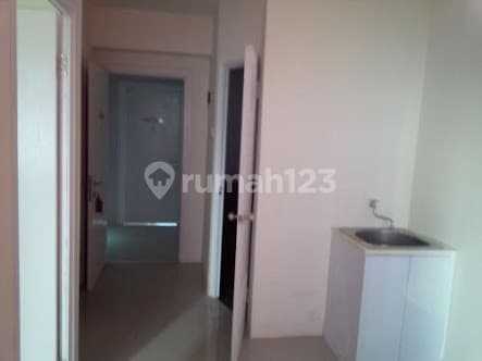 Green Pramuka Apartment Empty Read Description