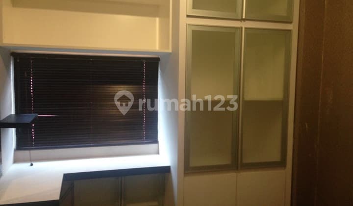 Apartemen Green Pramuka City 2 BR Furnished Bagus