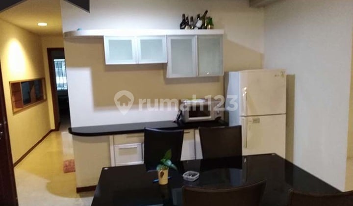Apartemen Royal Mediterania Garden 3BR+1 Semi Furnished Midle Floor View Pool-City