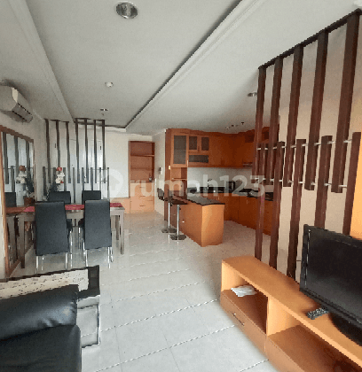 NON FURNISHED OR FURNISHED, APT FRENCHWALK LYON 85M², 2+1 BEDROOM, FURNISHED.