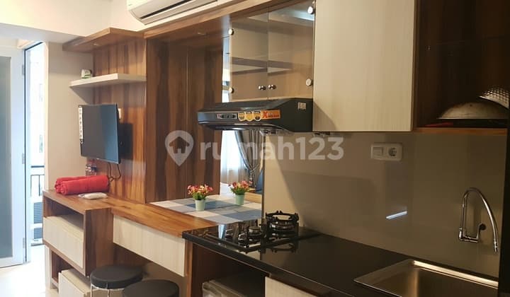 Apartemen Jarrdin Jardin 2BR 2KT Harian Furnished Electronics Dekat Ciumbuleuit Dago Kampus STBA ITB UNPAD Mall Ciwalk View Ok