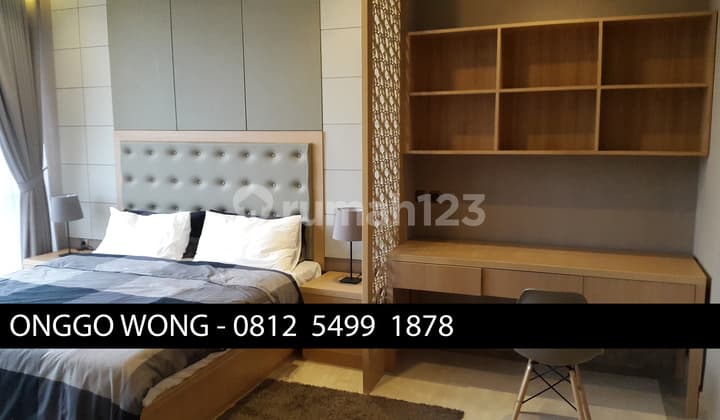 District 8.... 1 BR with CITY VIEW