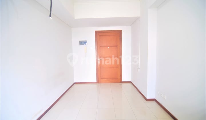 Apartemen Royal Mediterania Garden Residence Jakarta Barat