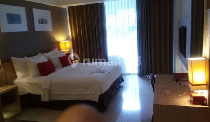 Ramada Encore ,Furnished. Pool View. Bu