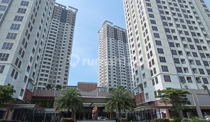 M Town Sumarecon Apartment