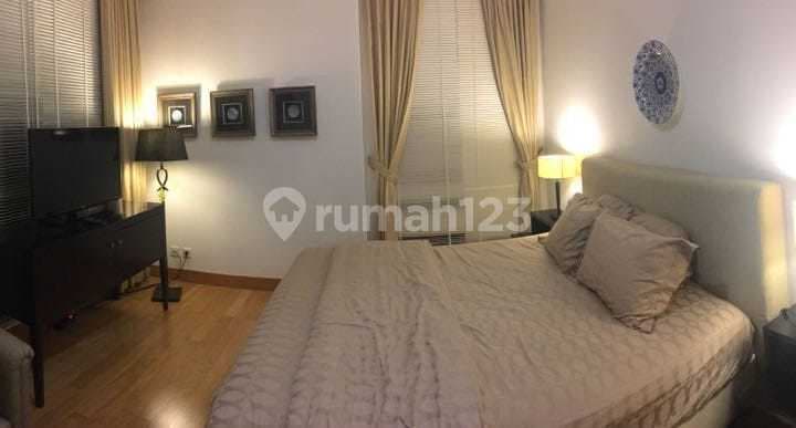 Apartemen Residence 8 Senopati. Type 2BR, Furnish. BUka Harga $.2300/Month