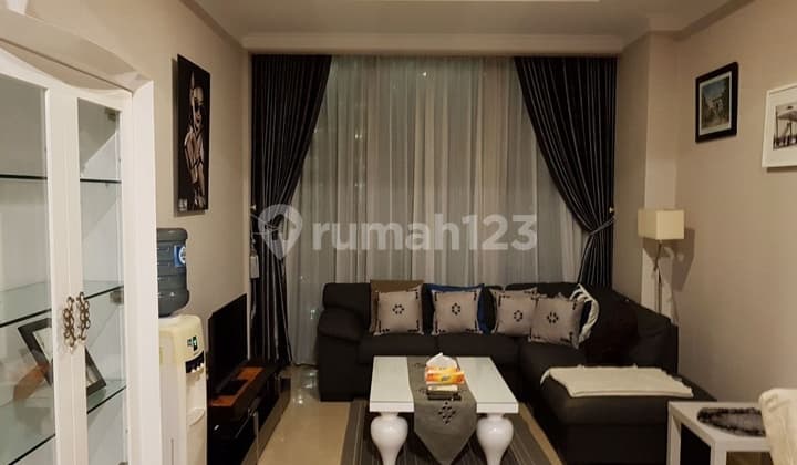 Apartment Mewah Residence 8 Senopati luas 133 2 Br Fully Furnish