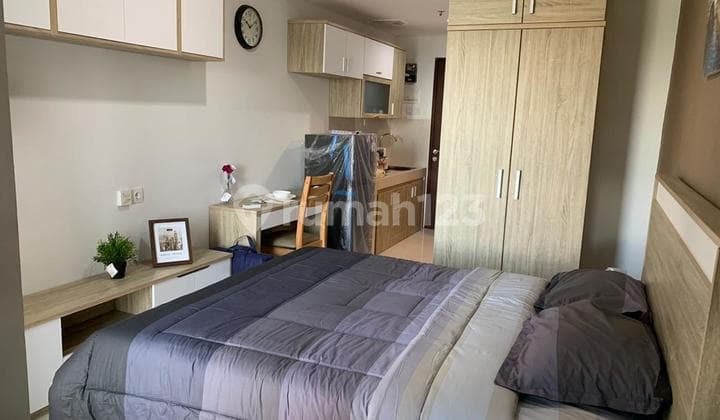 Comfortable and safe Springwood studio, direct toll access, close to shopping centers, near Binus.