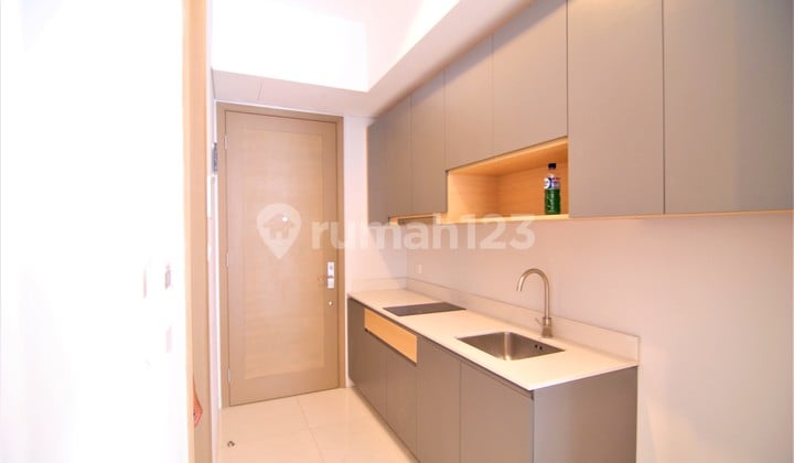Studio Apartment Taman Anggrek Residences