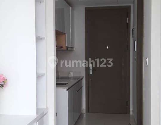 Apartemen Studio Taman Anggrek Residences di Tanjung Duren