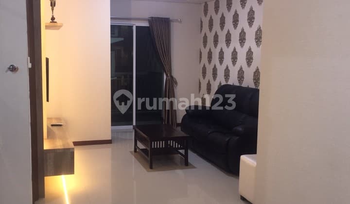 Condominium greenbay pluit tipe 2 kamar furnish bagus