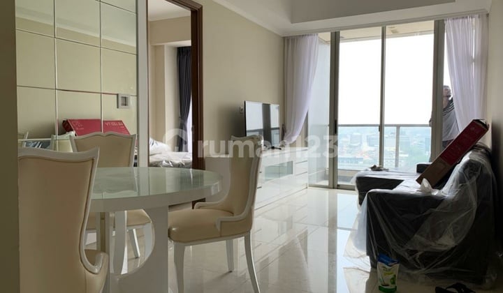 Condominium 2BR+1 Taman Anggrek Residence Brand New Furnished di Tanjung Duren