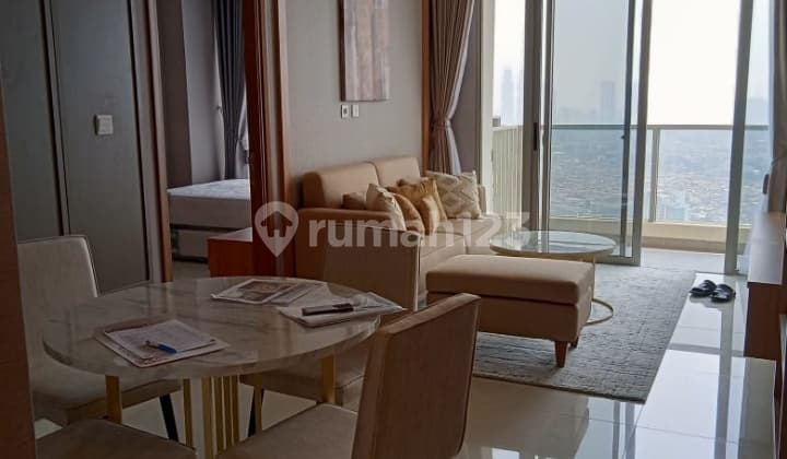 Taman Anggrek Residence Condominium Exclusive Furnish !! TV & Dispenser Siap Masuk, Sangat Cocok untuk Anda Yg Exclusive.