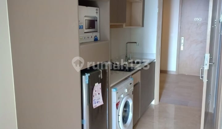 Apartemen Studio Baru Minimalis Furnished di Pantai Indah Kapuk