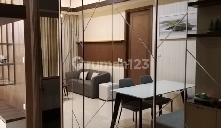 Apartemen cantik apik dan modern Taman Anggrek Residences Jakarta barat full furnish