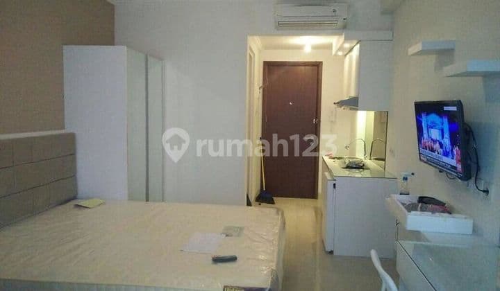 Unit Studio Siap Huni Apartement Signature Park Grande, Luas 25 M2 ,Murah dan Jual Cepat.