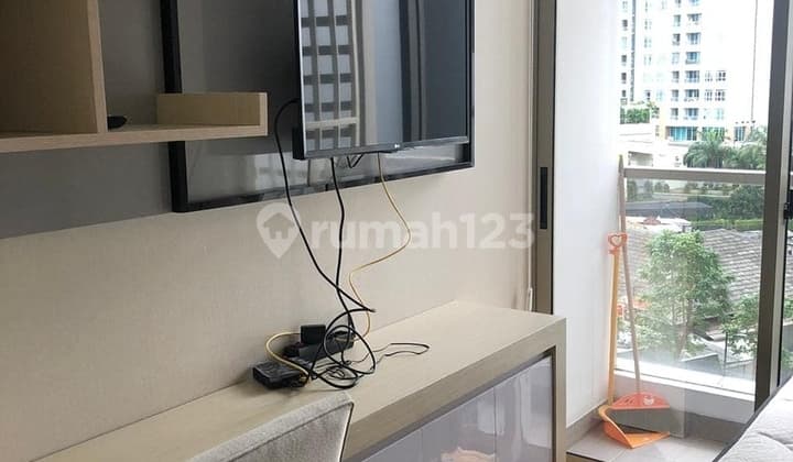 Apartemen studio full furnish Taman Anggrek residences Jakarta Barat