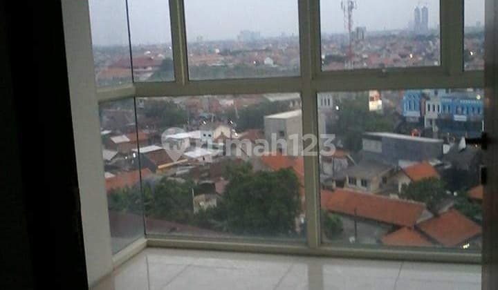 dibawah pasar apartemen Linden Marvel City Ngagel dinoyo