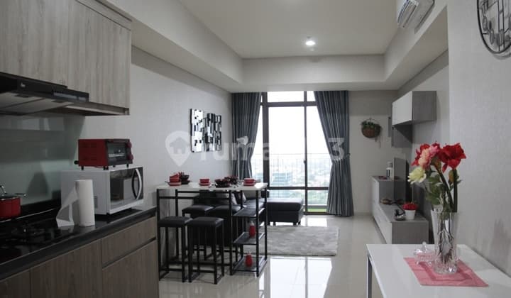 Brand new Unit, decent, in exclusive Apartment