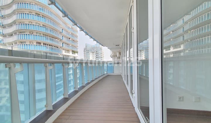 Springhill Royale 3 kamar murah view bagus BARU