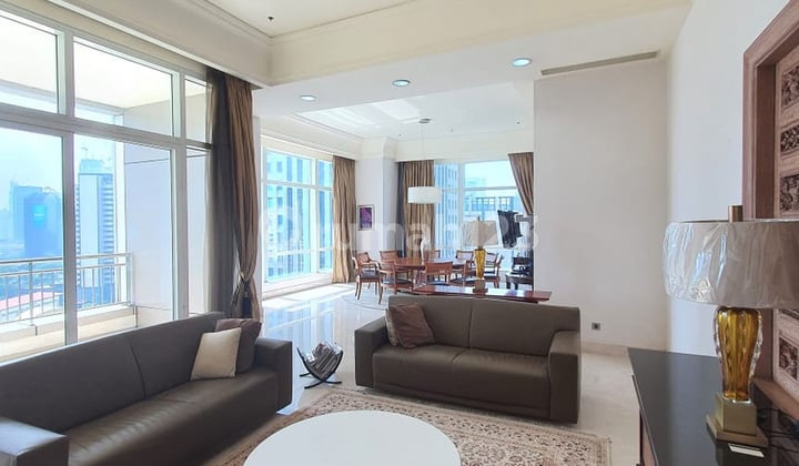 APARTEMEN at PACIFIC PLACE RESIDENCE RITZ CARLTON SCBD 3BR+1