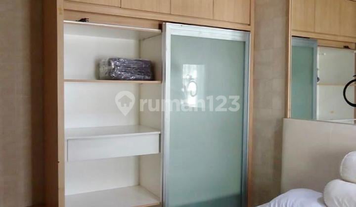 Apartemen Royal Mediterania Garden 2Br (42 M2) Fully Furnished, 85 Juta/Tahun, Tanjung Duren, Jakarta Barat
