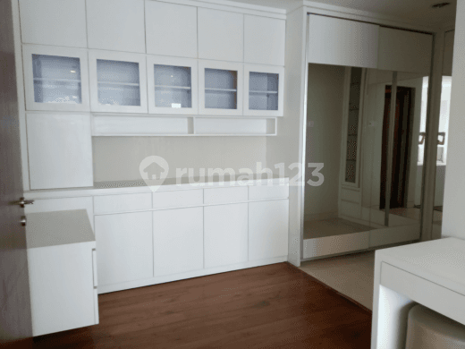 Apartemen mewah MG suites Penthouse Floor full furniture baru