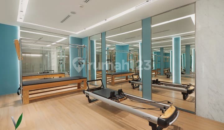 For RENT SEWA LEASE Verde Two Terraverde Tower 2 BR Size 170 Sqm Furnished 0817688xxxx